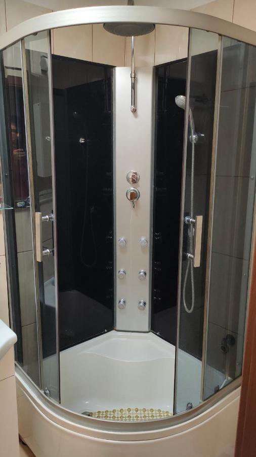 Apartament Guner Белхатув Екстер'єр фото